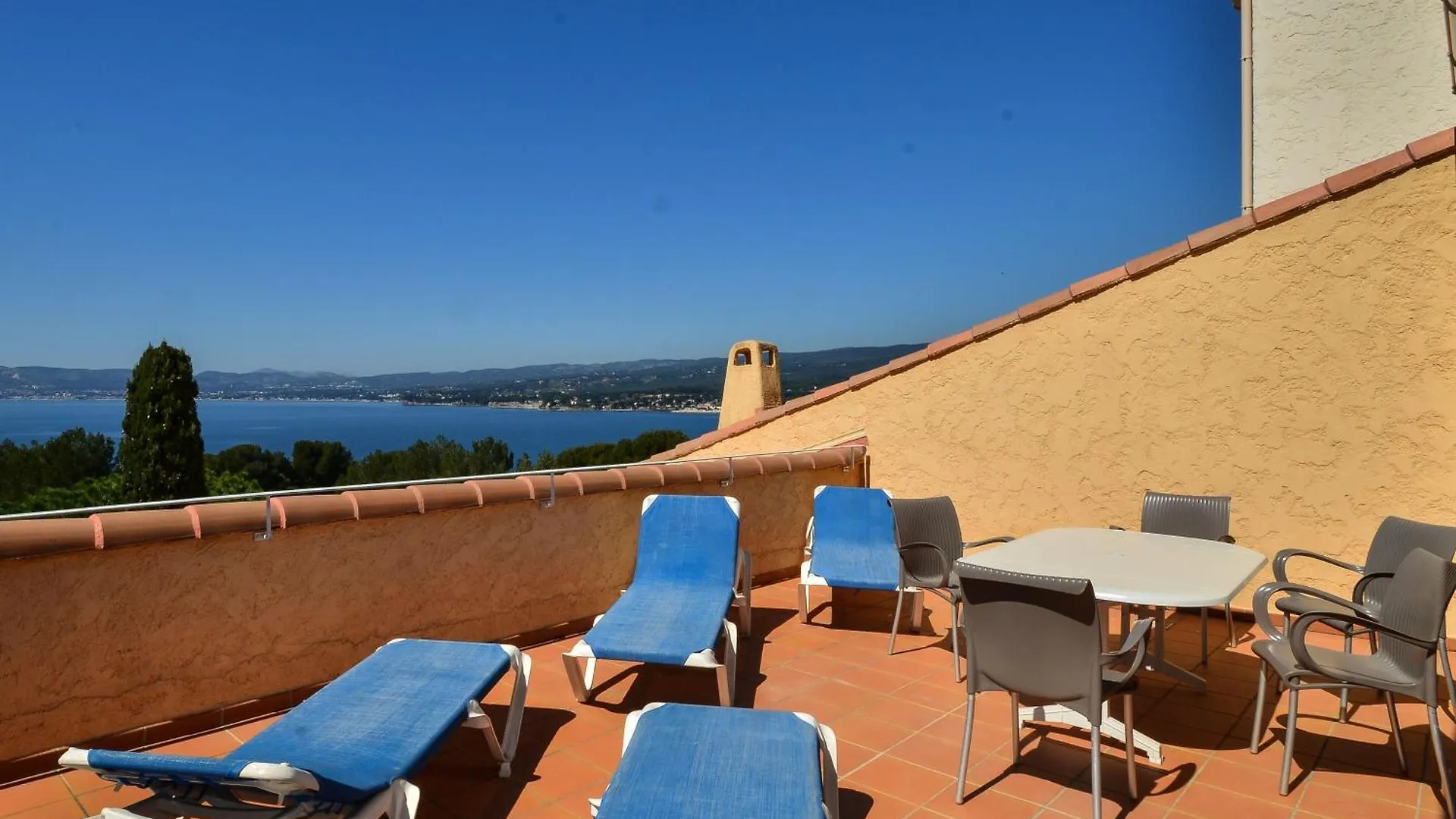 Vvf Residence Saint-Cyr-Sur-Mer