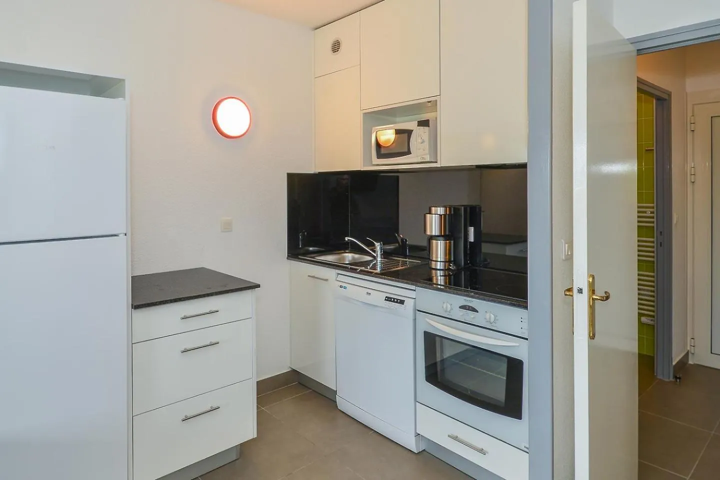 Vvf Residence Saint-Cyr-Sur-Mer Apartment