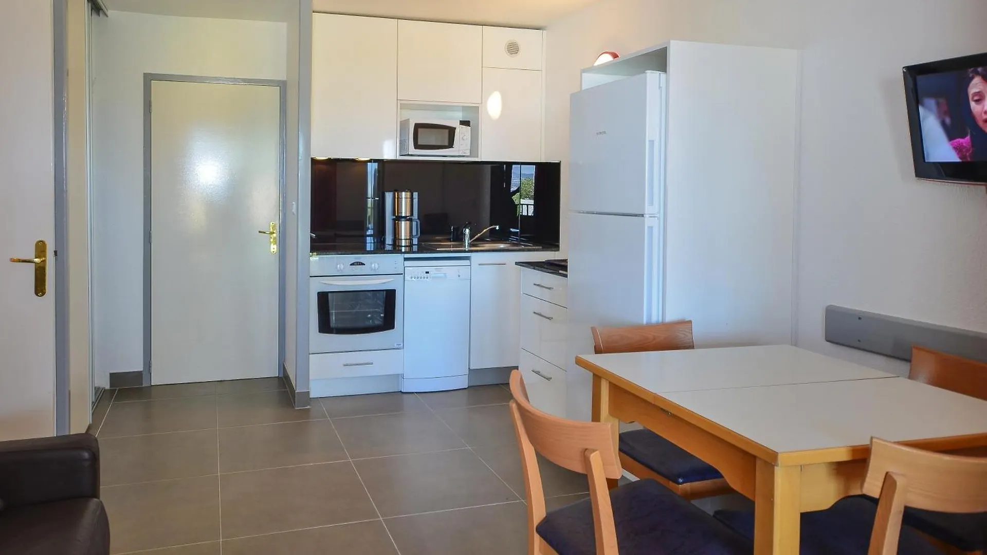 Vvf Residence Saint-Cyr-Sur-Mer 0*,  Frankreich