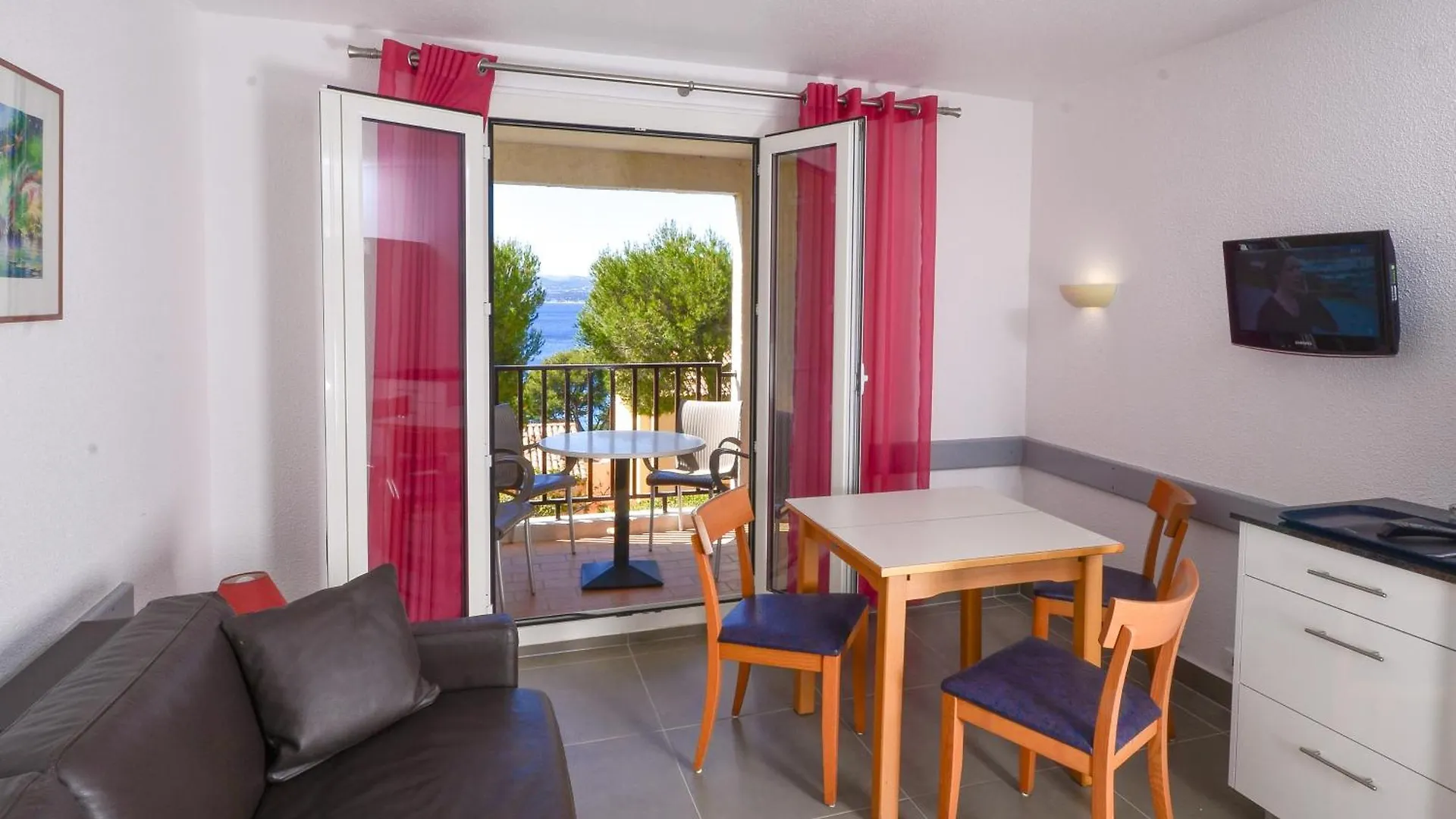 Vvf Residence Saint-Cyr-Sur-Mer Apartment